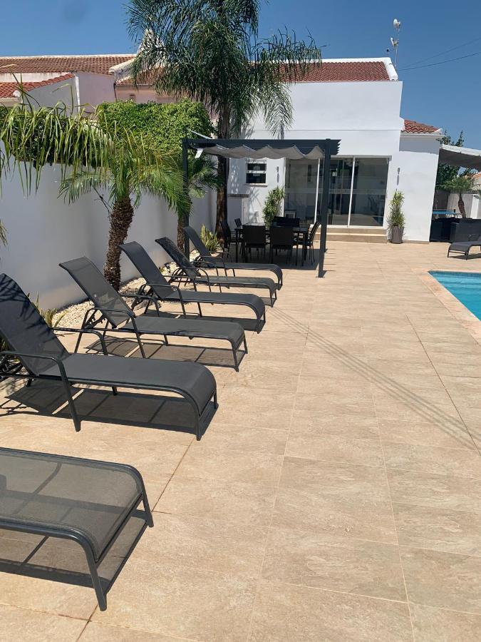 Campoamor Villa & Private Pool, Garden & Roof Terraces Distant Sea Views 오리후엘라 외부 사진